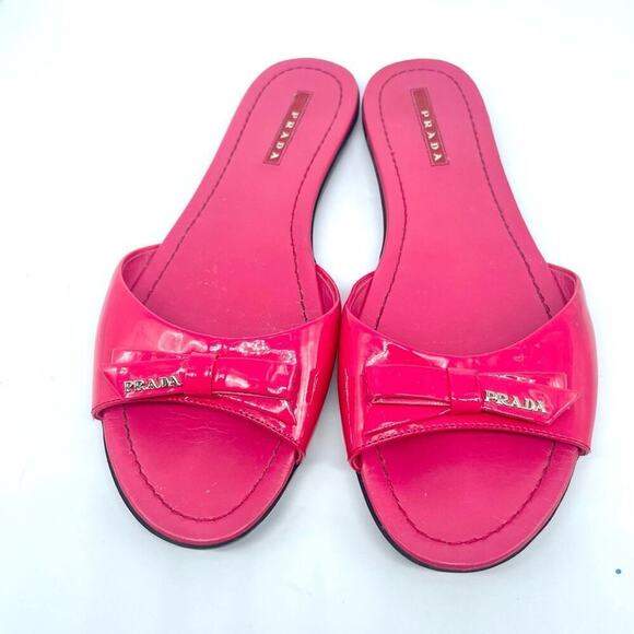 Prada Fuschia Pink Patent Leather Logo Bow Slide Sandal flat EU 39 - Picture 2 of 9